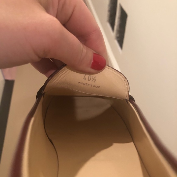 Tods cranberry colored patent loafers women’s - Picture 6 of 6